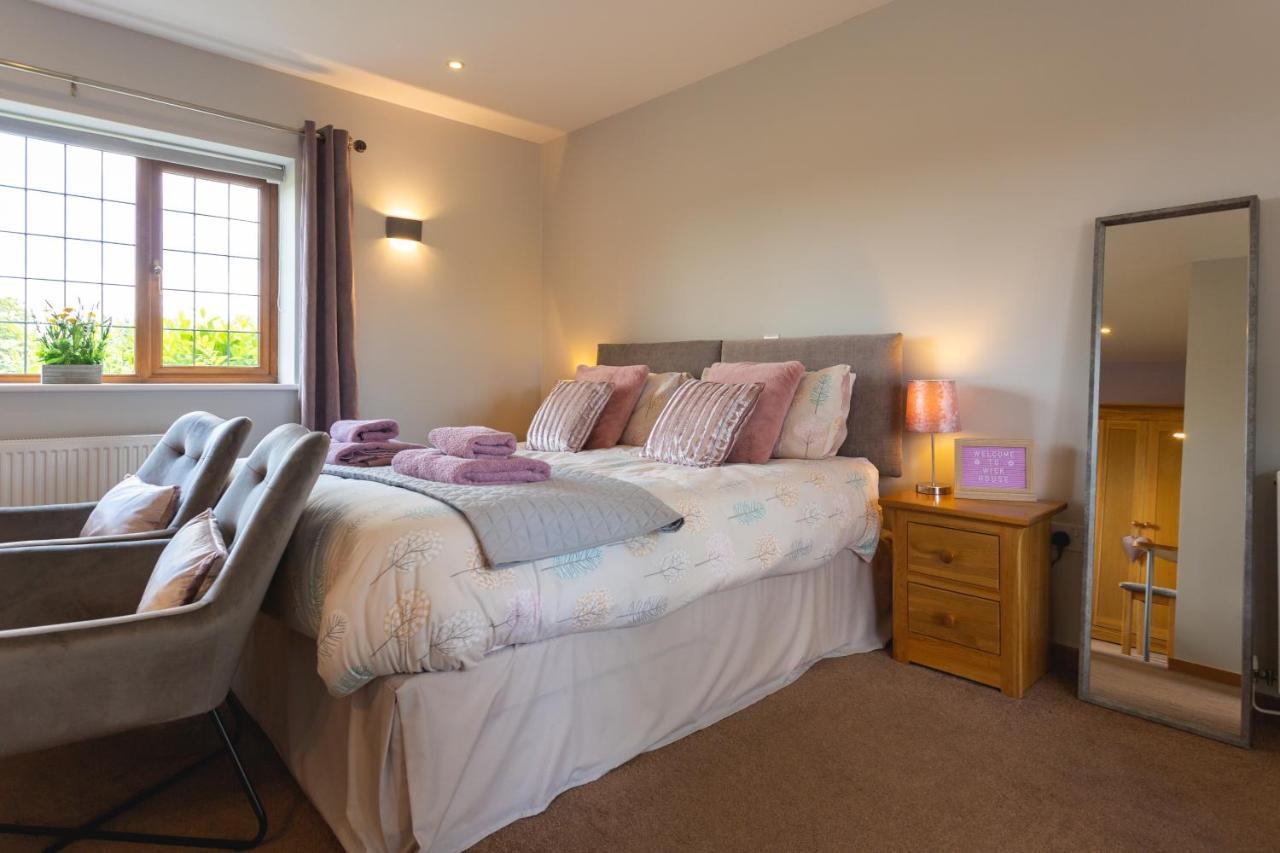 Wick House Apartment Taunton Bagian luar foto