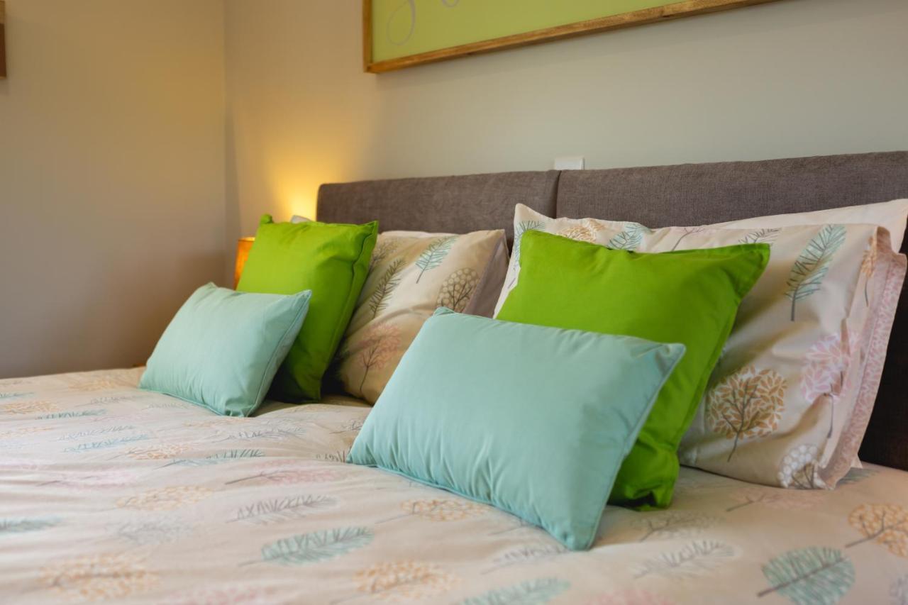 Wick House Apartment Taunton Bagian luar foto