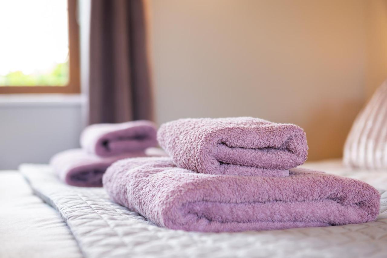 Wick House Apartment Taunton Bagian luar foto