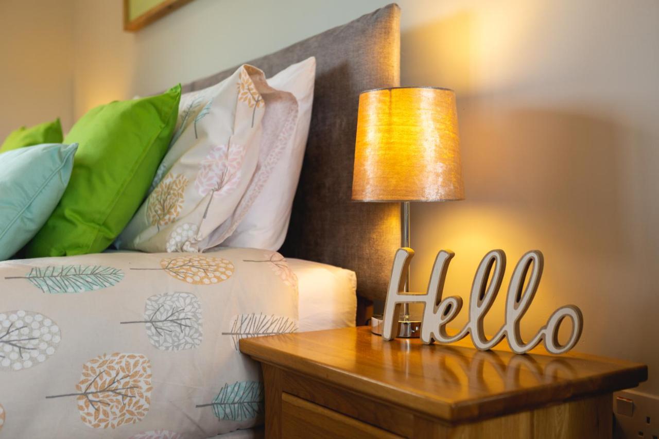 Wick House Apartment Taunton Bagian luar foto