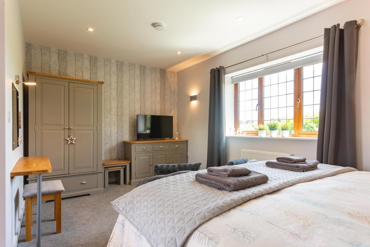 Wick House Apartment Taunton Bagian luar foto