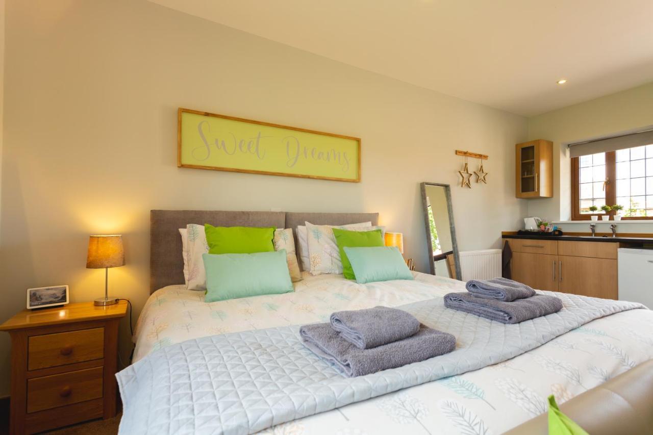 Wick House Apartment Taunton Bagian luar foto