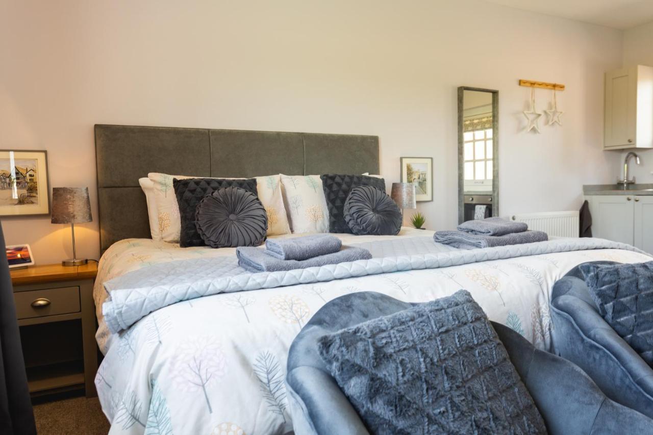 Wick House Apartment Taunton Bagian luar foto
