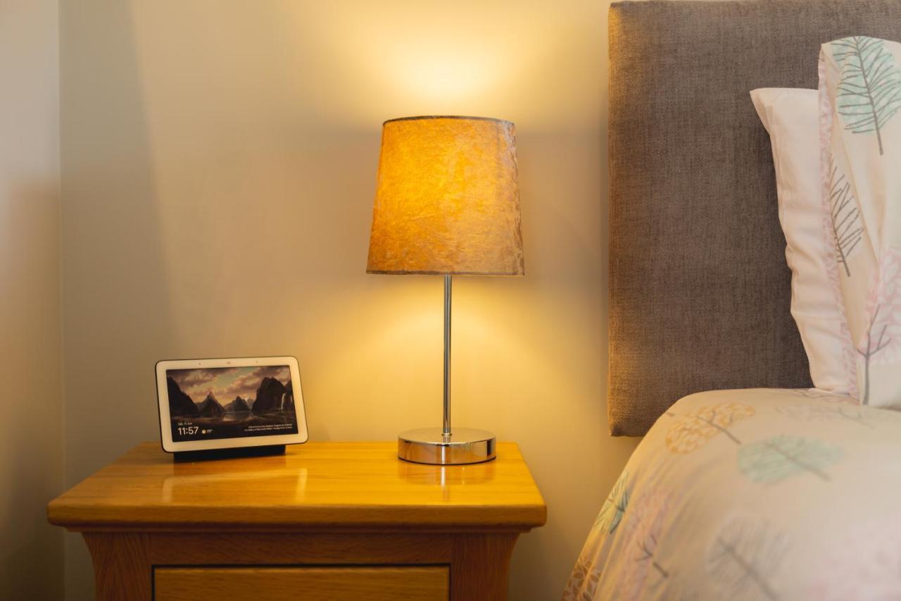 Wick House Apartment Taunton Bagian luar foto