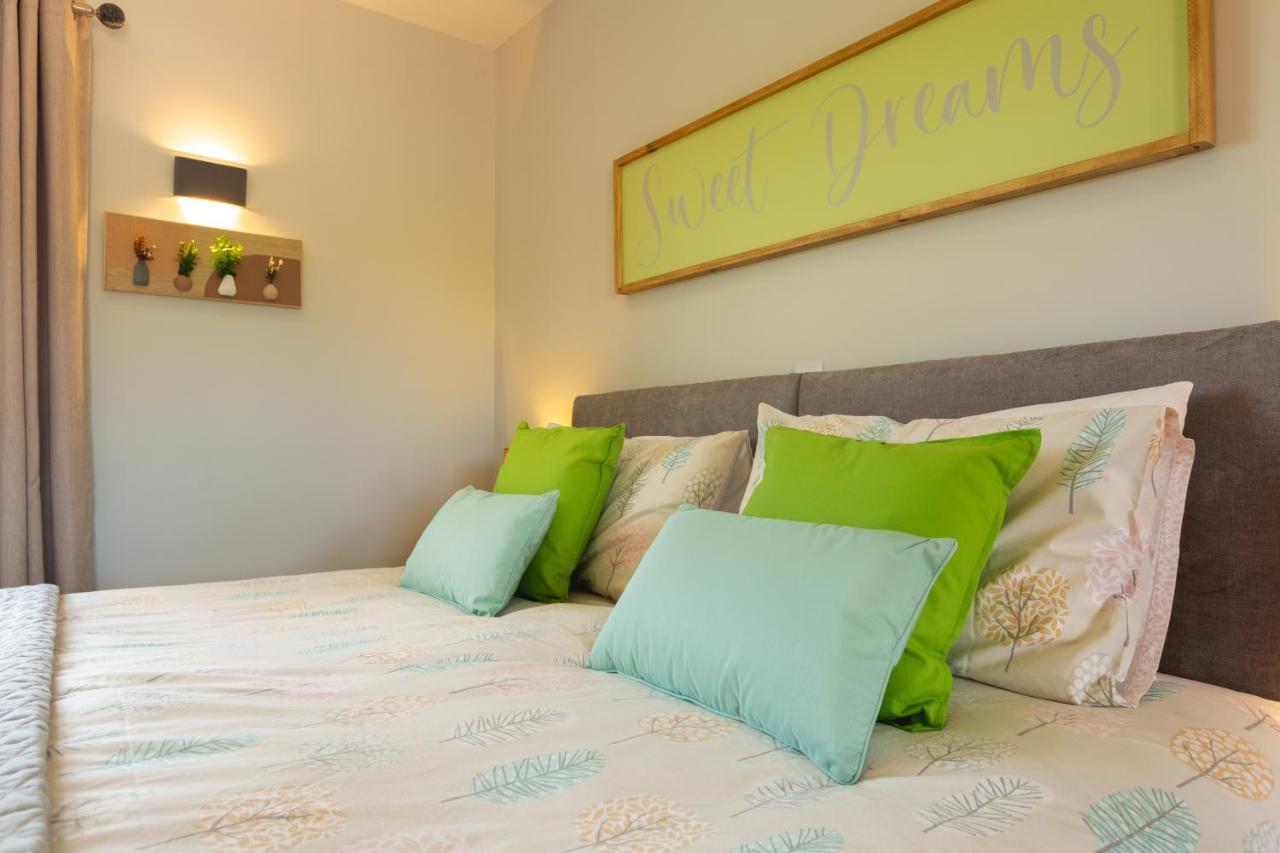 Wick House Apartment Taunton Bagian luar foto