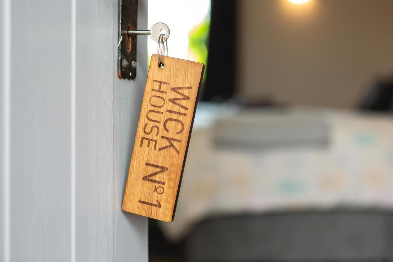 Wick House Apartment Taunton Bagian luar foto